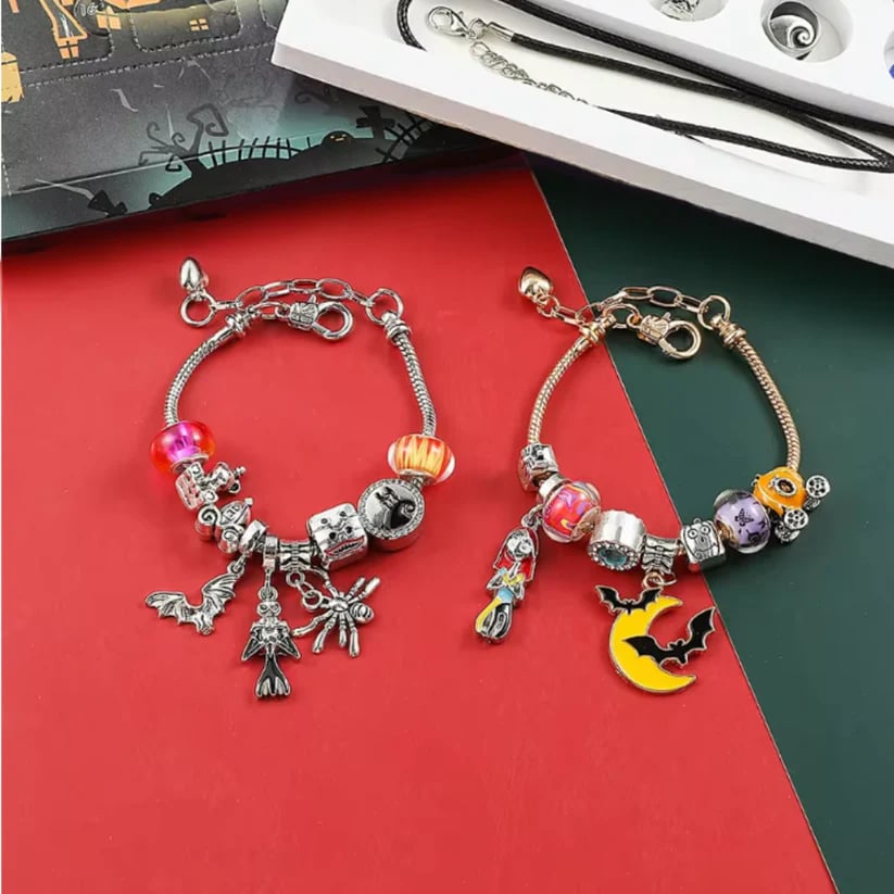 š„Halloween Treasures Charm Braceletš (Limited Edition.)