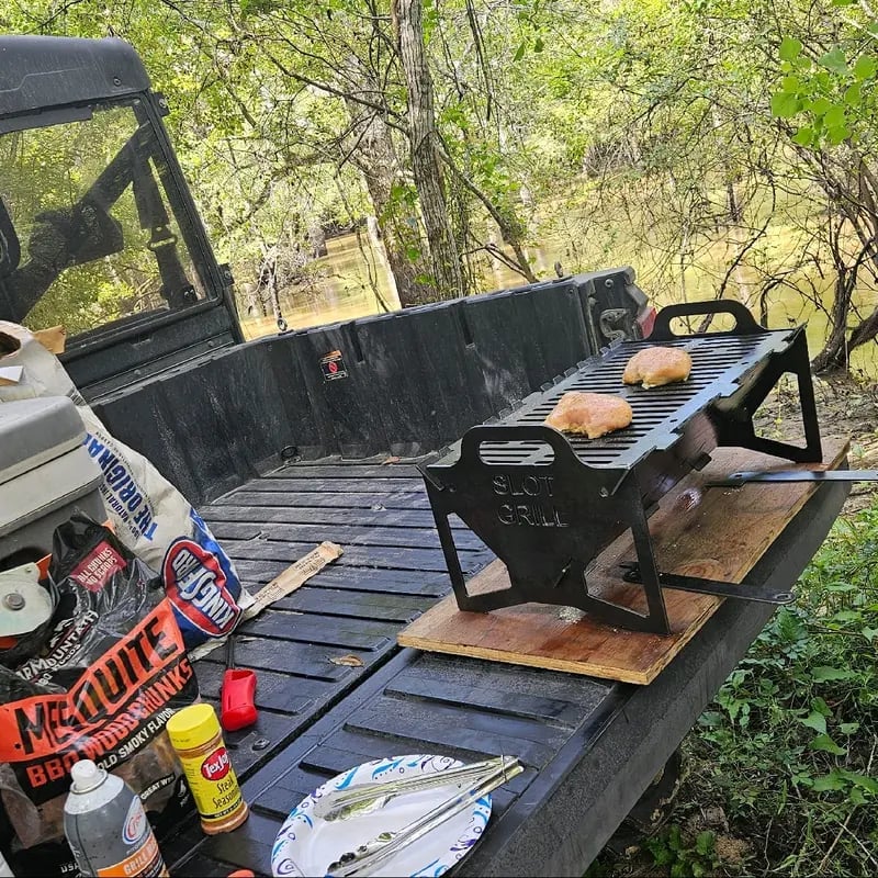 šSlot Grill - Collapsible BBQ Grill for Easy Storage Steel