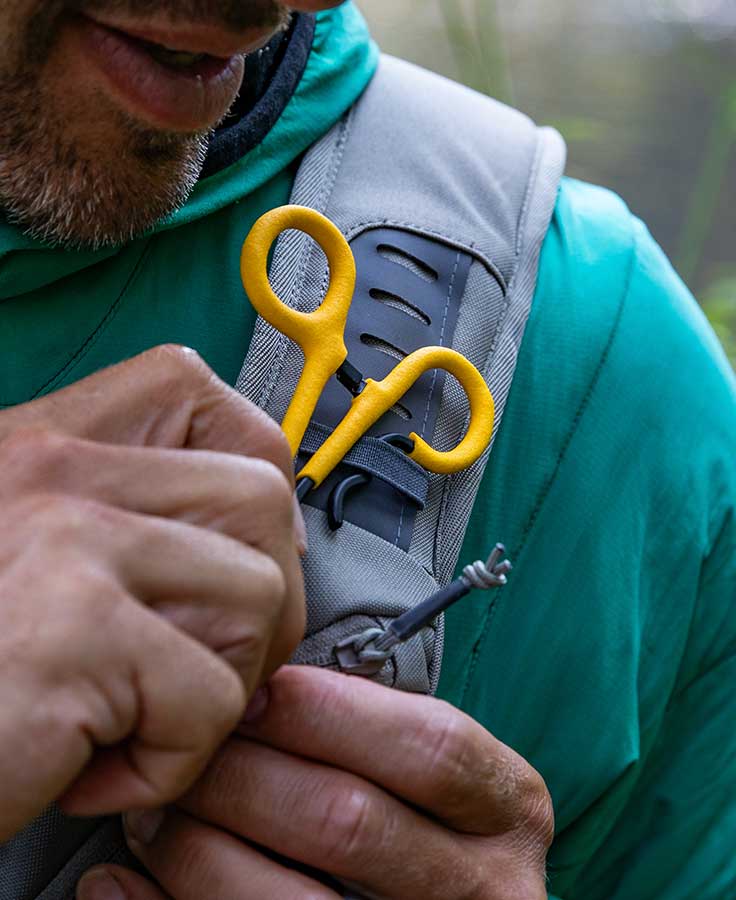 AquaGuard™ Quick Release Fish Hook Extractor