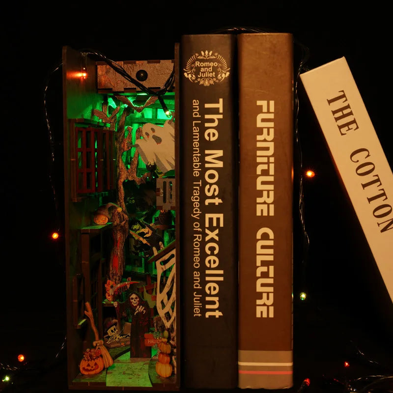 DIY Book Nook Kit | Halloween Alley