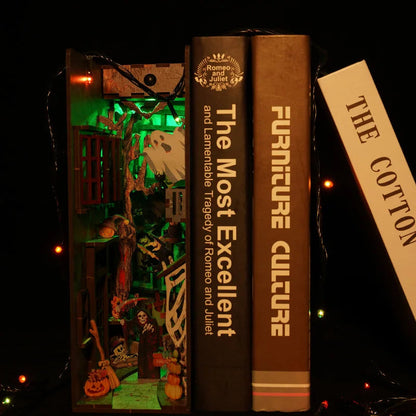 DIY Book Nook Kit | Halloween Alley